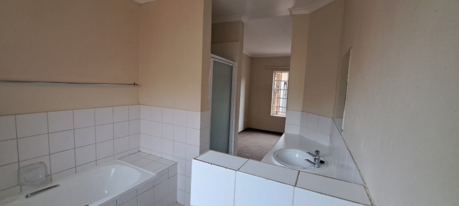 4 Bedroom Property for Sale in Safari Gardens North West